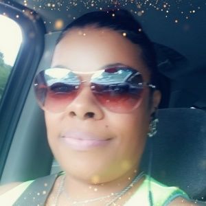 Meet your Posher, Rashae